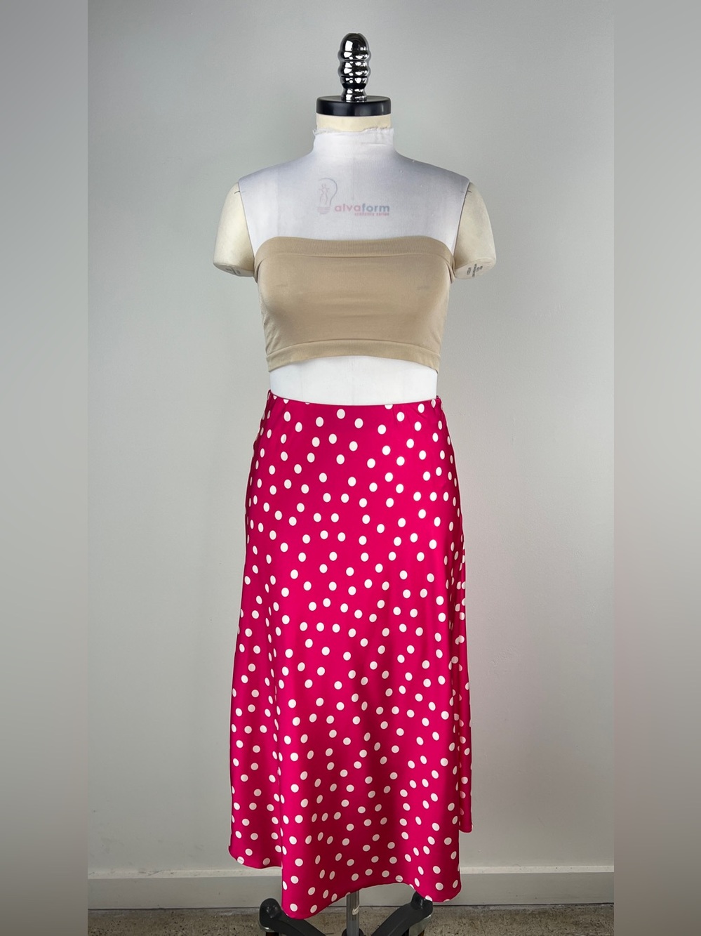 💚 3864. Pink Polka Dot Midi Skirt